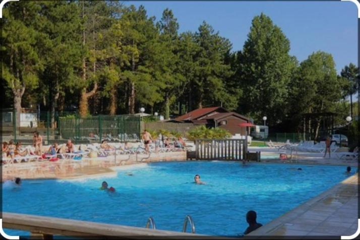 Camping La Dune Blanche Camiers Exteriör bild